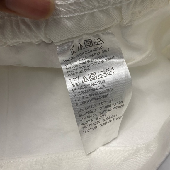 Isaac Mizrahi 24/7 Stretch Ankle Pants Pin Tuck Bright White 20W - Picture 4 of 7